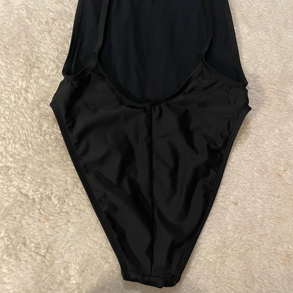 Black backless bikini - Picture 4 of 5